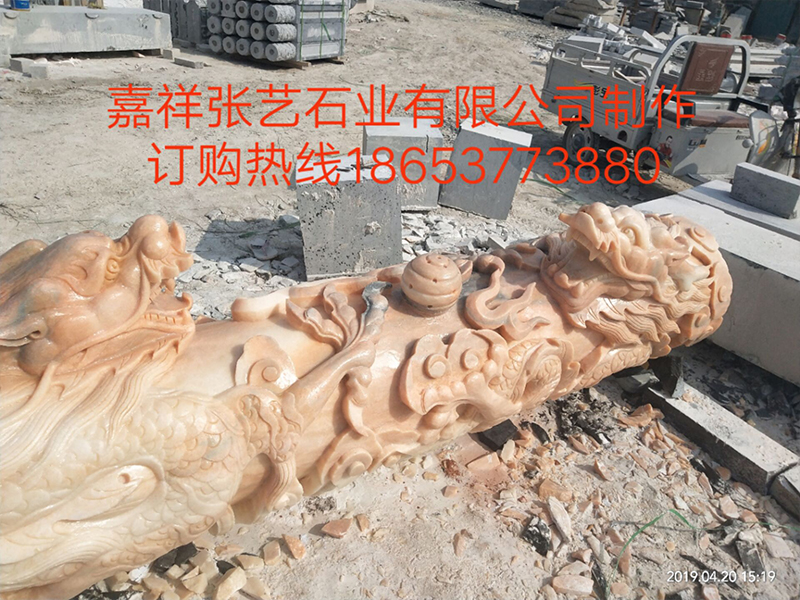 滾龍柱石雕廠家