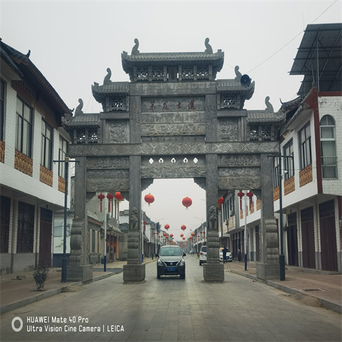 石雕石牌坊